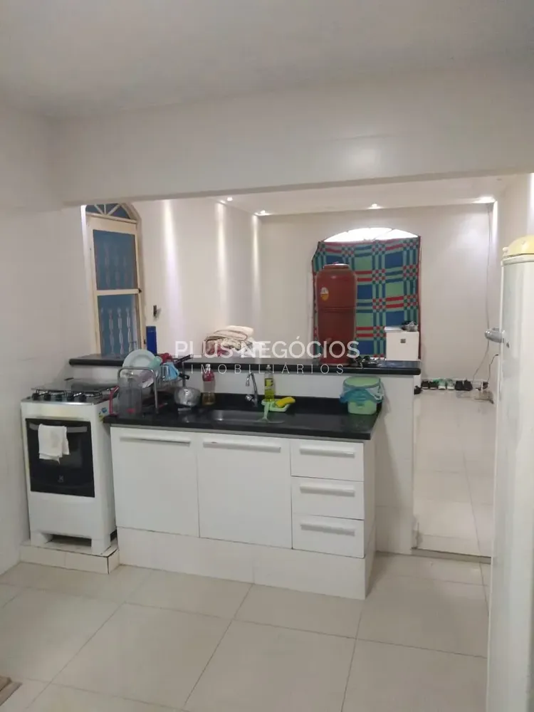 Casa, 3 quartos, 200 m² - Foto 1