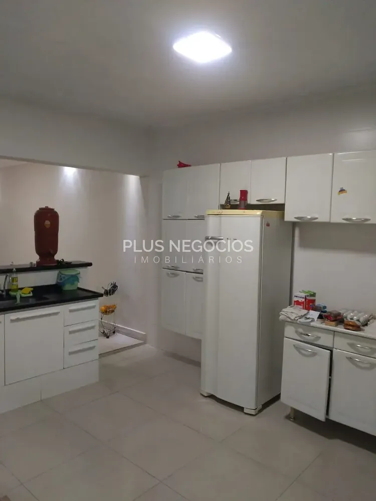 Casa, 3 quartos, 200 m² - Foto 10