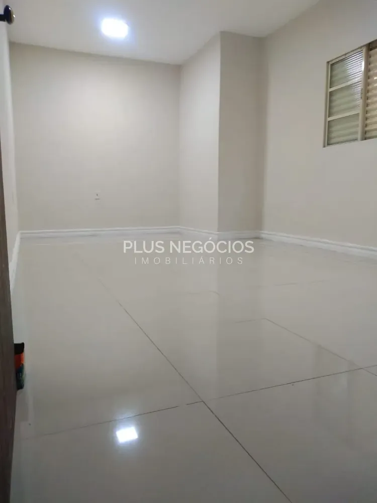 Casa, 3 quartos, 200 m² - Foto 4