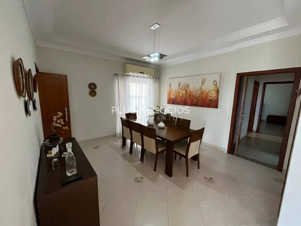 Casa, 3 quartos, 278 m² - Foto 8