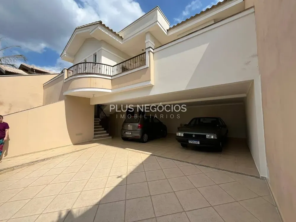 Casa, 3 quartos, 278 m² - Foto 1