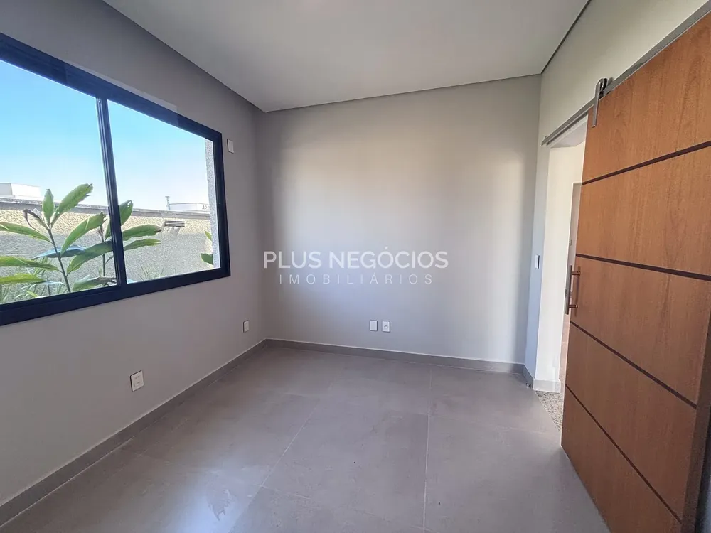 Casa, 4 quartos, 299 m² - Foto 2