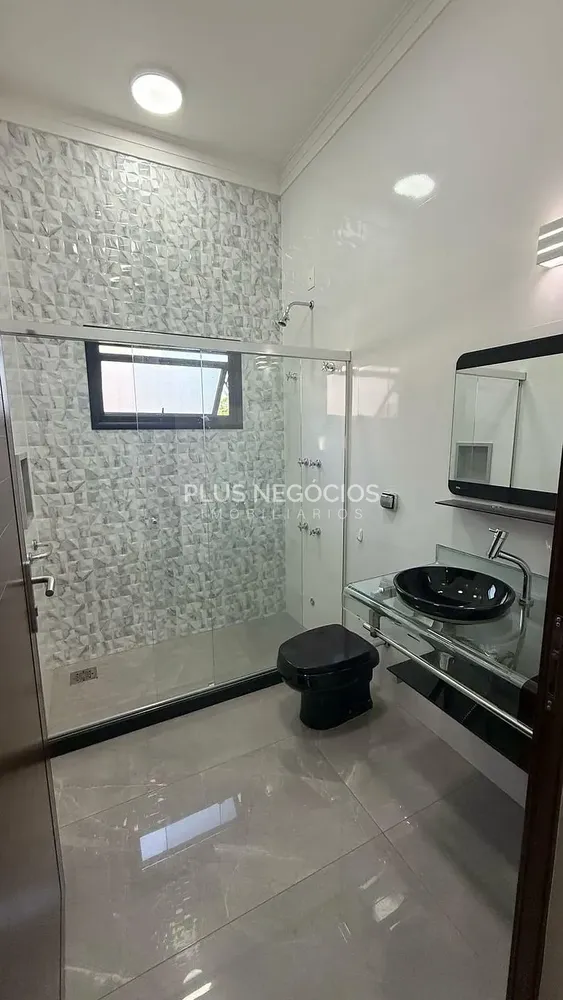 Casa, 2 quartos, 226 m² - Foto 1