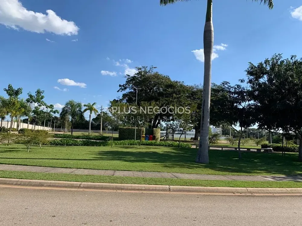 Terreno, 1341 m² - Foto 1