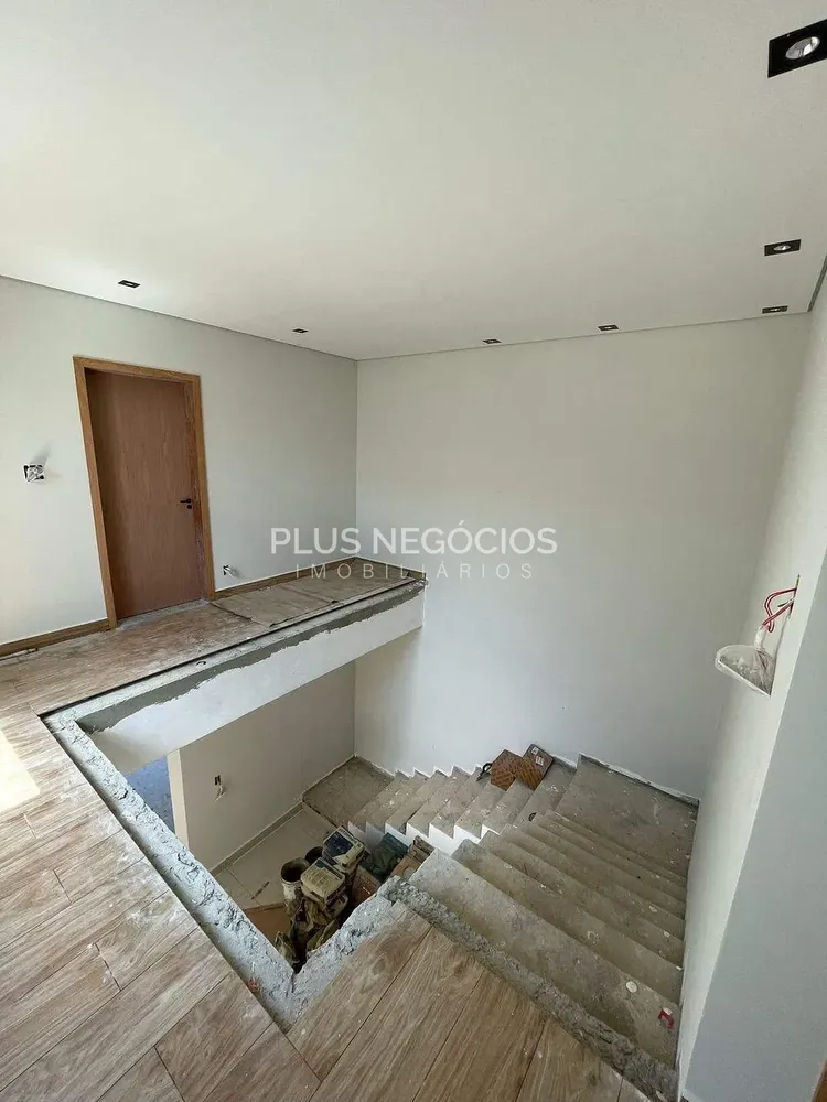 Casa, 3 quartos, 198 m² - Foto 3