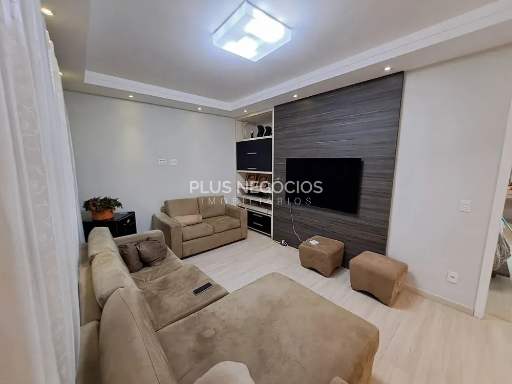 Casa, 4 quartos, 336 m² - Foto 2