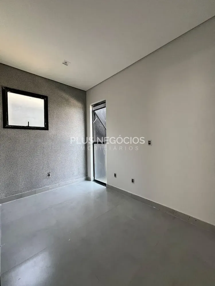 Casa, 3 quartos, 325 m² - Foto 1