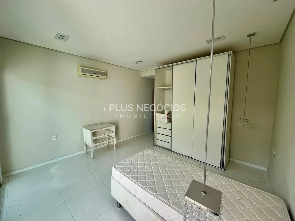 Casa, 5 quartos, 398 m² - Foto 4