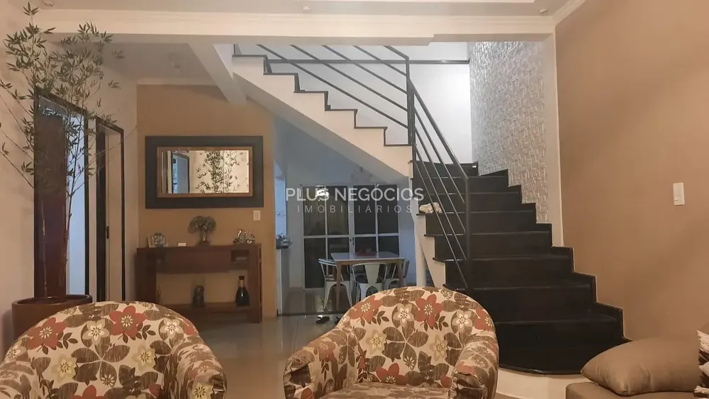 Casa, 3 quartos, 230 m² - Foto 5