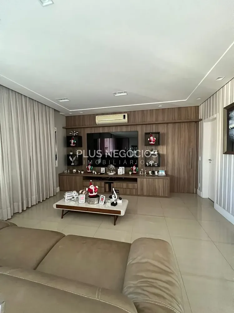 Apartamento, 4 quartos, 10 m² - Foto 1