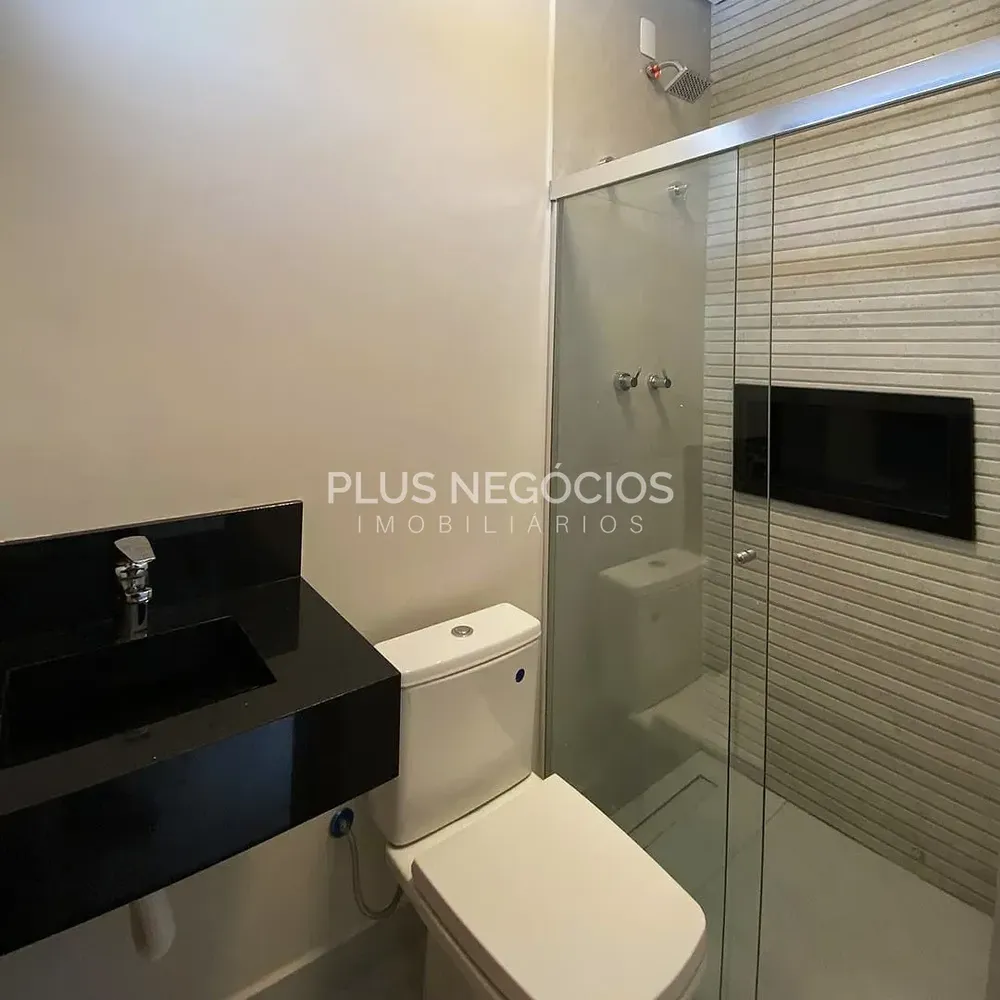 Casa, 3 quartos, 310 m² - Foto 1
