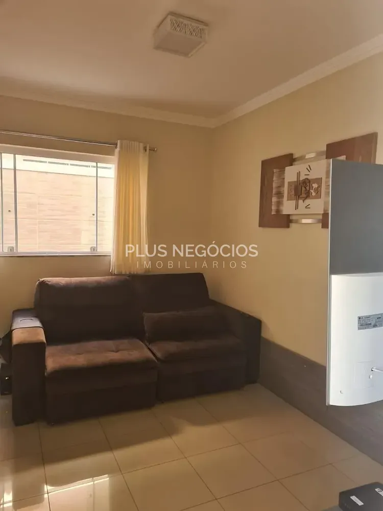 Casa, 3 quartos, 276 m² - Foto 1
