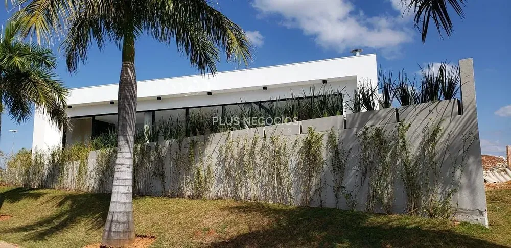 Casa, 3 quartos, 274 m² - Foto 1