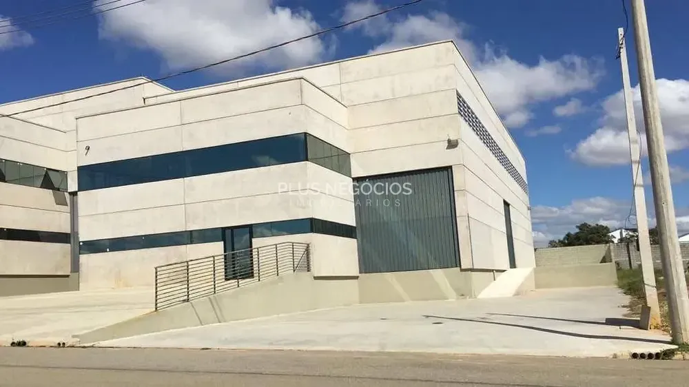 Depósito-Galpão, 750 m² - Foto 1
