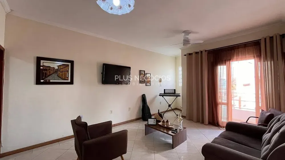 Casa, 3 quartos, 150 m² - Foto 1