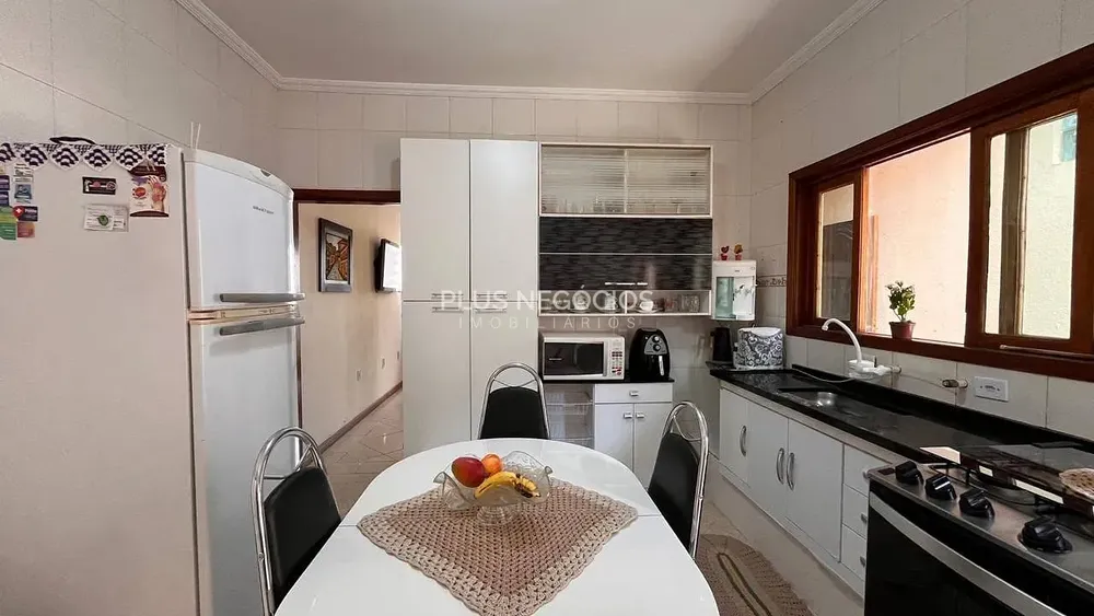 Casa, 3 quartos, 150 m² - Foto 2