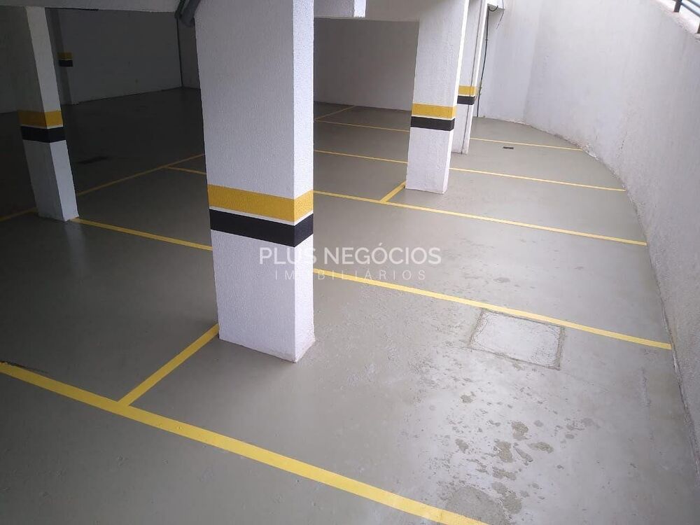 Apartamento à venda com 2 quartos, 62m² - Foto 4
