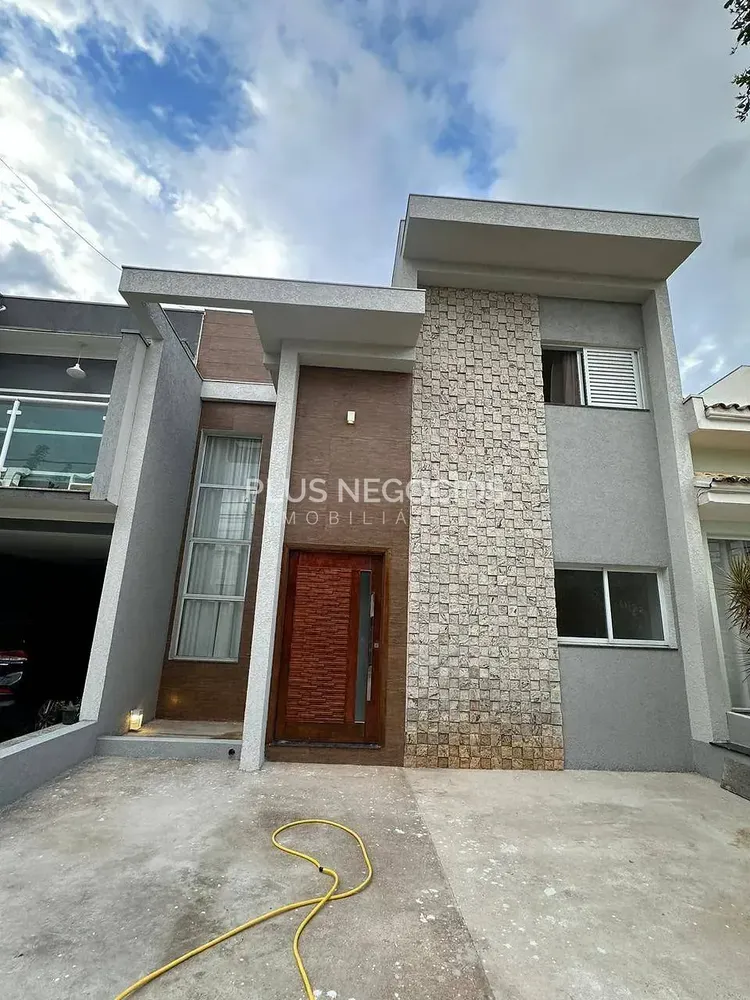 Casa, 3 quartos, 118 m² - Foto 1