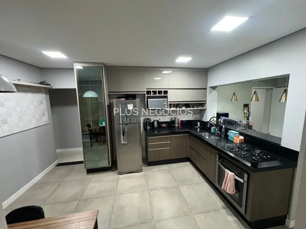 Casa, 3 quartos, 208 m² - Foto 4