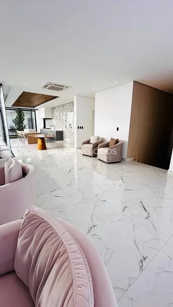 Casa, 3 quartos, 280 m² - Foto 8