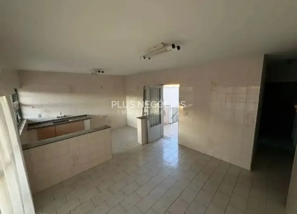 Casa, 3 quartos, 249 m² - Foto 4