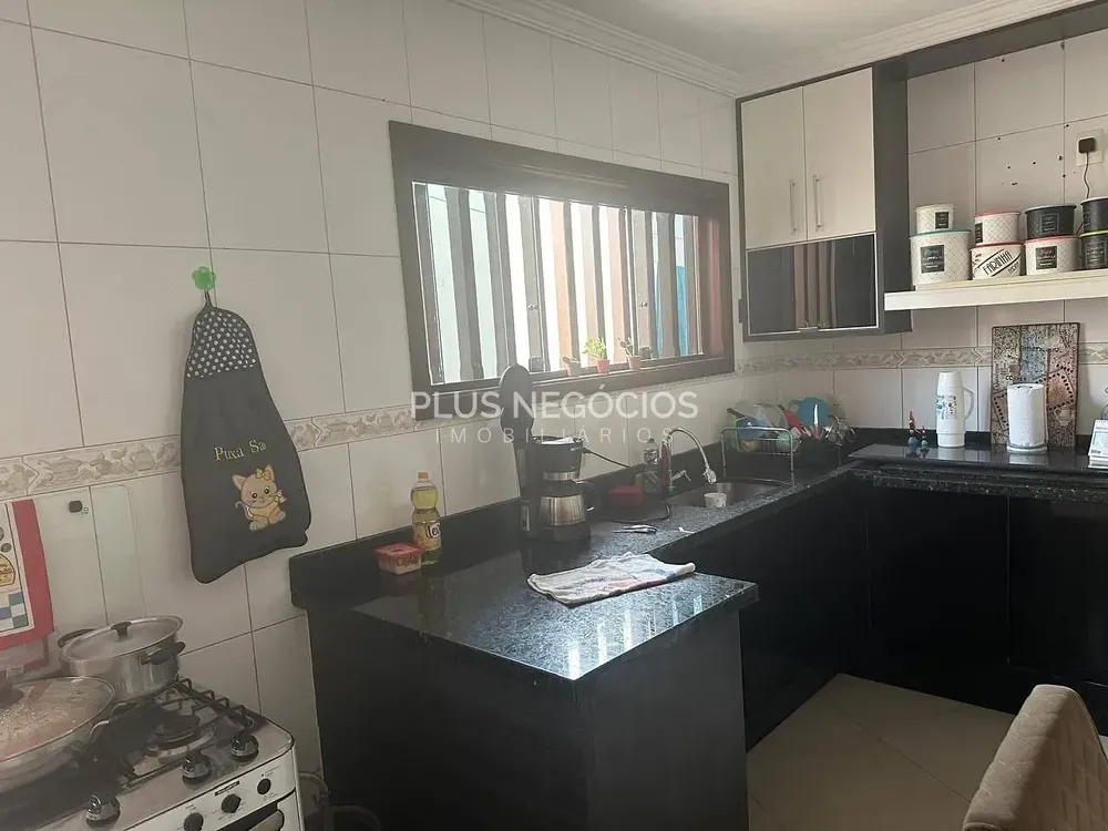 Casa, 3 quartos, 160 m² - Foto 2