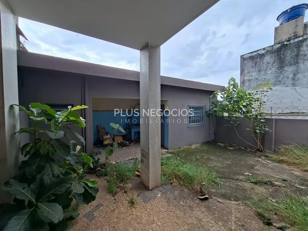 Casa, 1 quarto, 254 m² - Foto 3