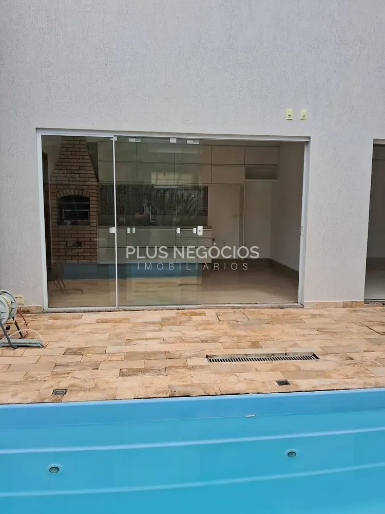 Casa, 3 quartos, 222 m² - Foto 4