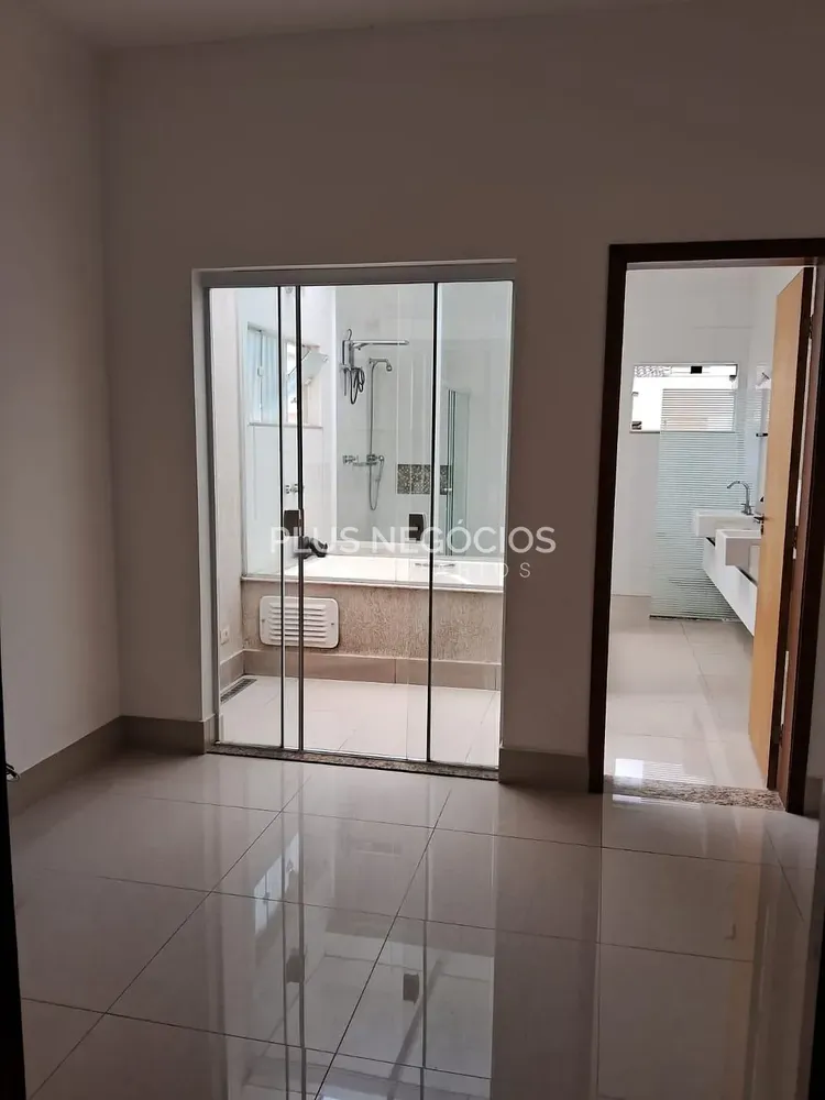 Casa, 3 quartos, 222 m² - Foto 12