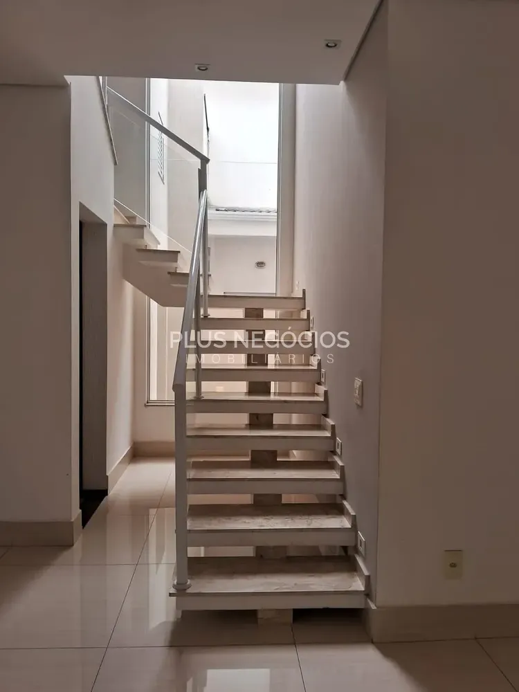 Casa, 3 quartos, 222 m² - Foto 10