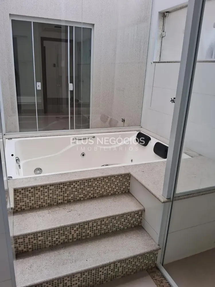 Casa, 3 quartos, 222 m² - Foto 9