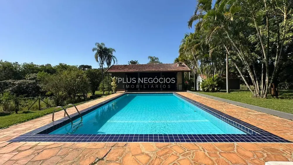 Chácara, 3 quartos, 10 m² - Foto 1