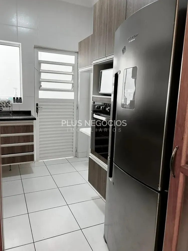 Casa, 3 quartos, 199 m² - Foto 4