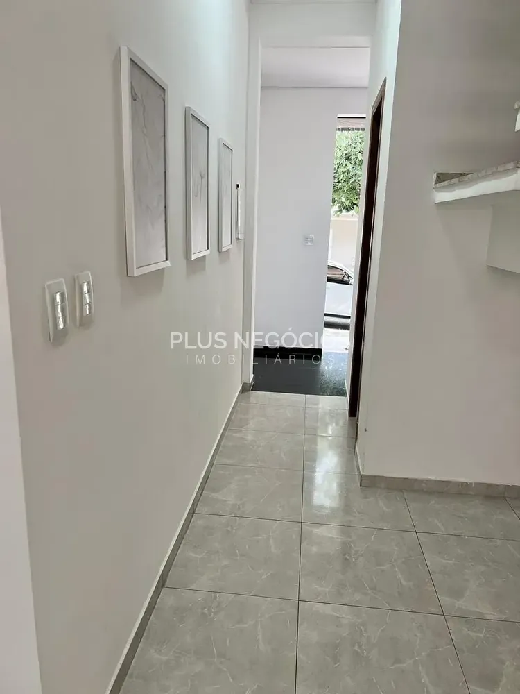 Casa, 3 quartos, 199 m² - Foto 1