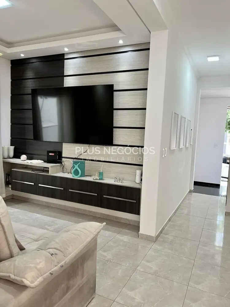 Casa, 3 quartos, 199 m² - Foto 3