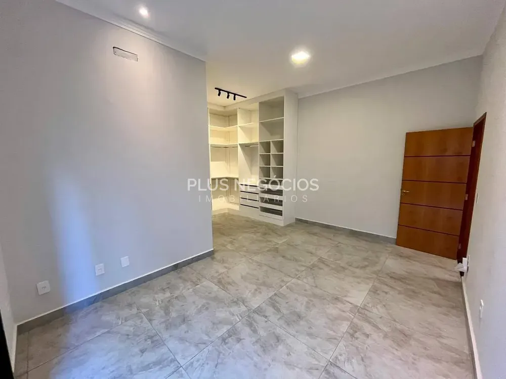 Casa, 3 quartos, 243 m² - Foto 7