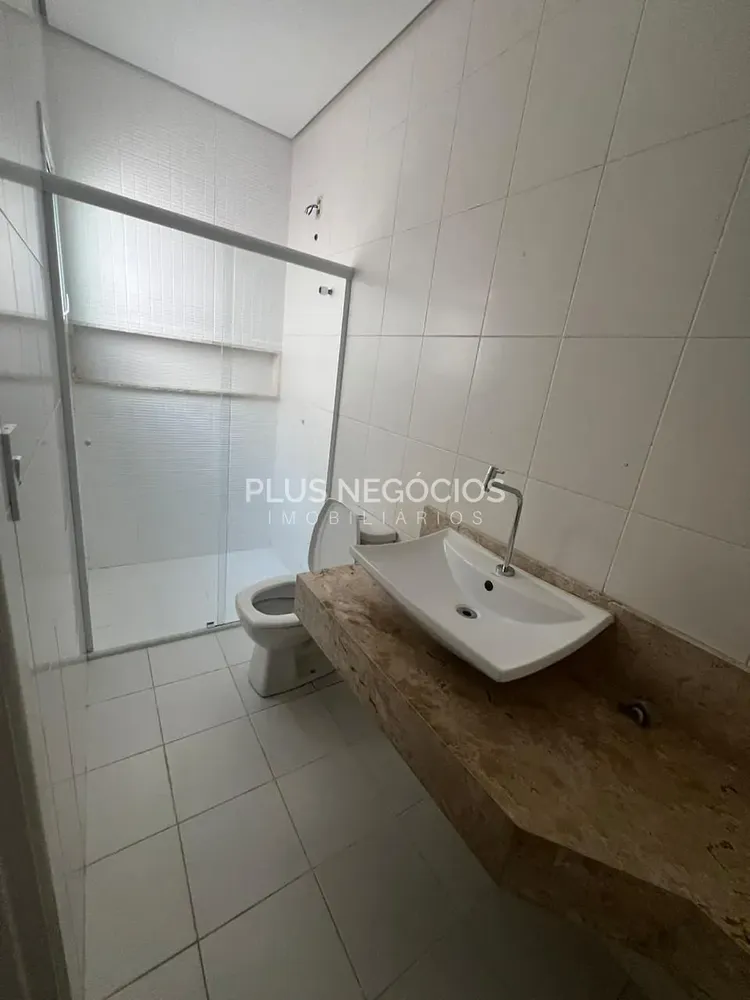 Casa, 3 quartos, 170 m² - Foto 2