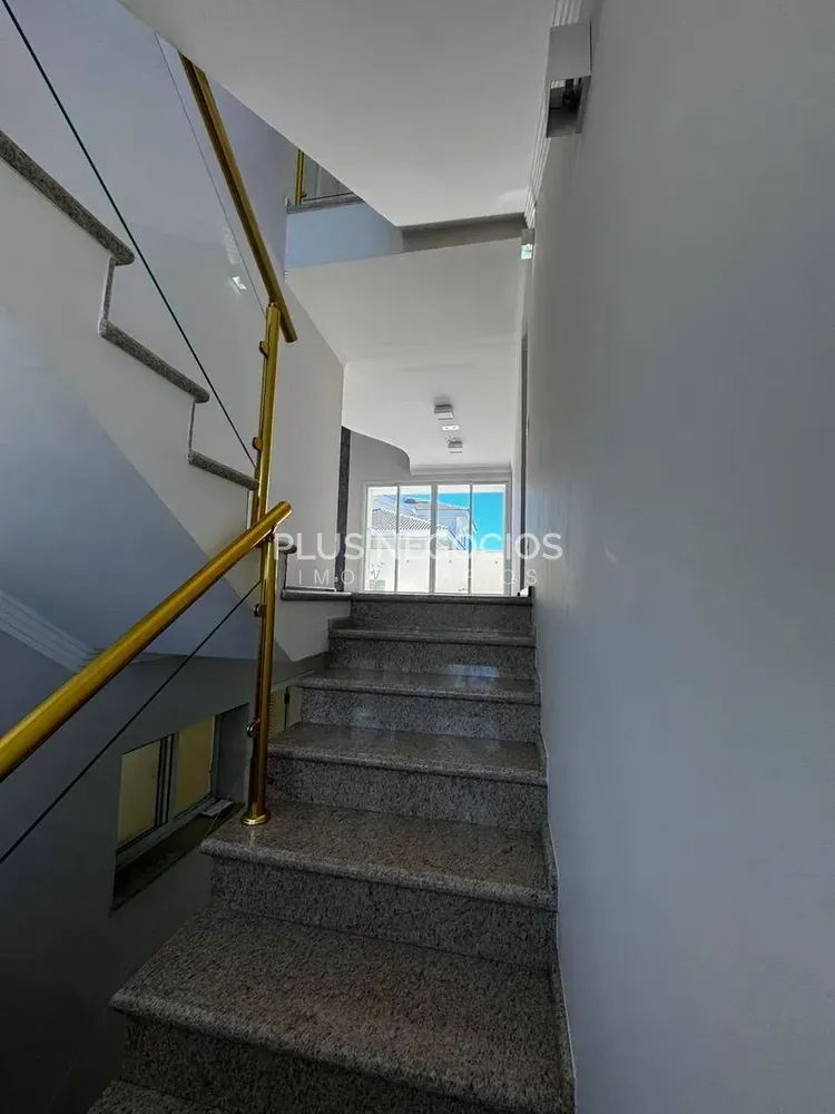 Casa, 4 quartos, 443 m² - Foto 3