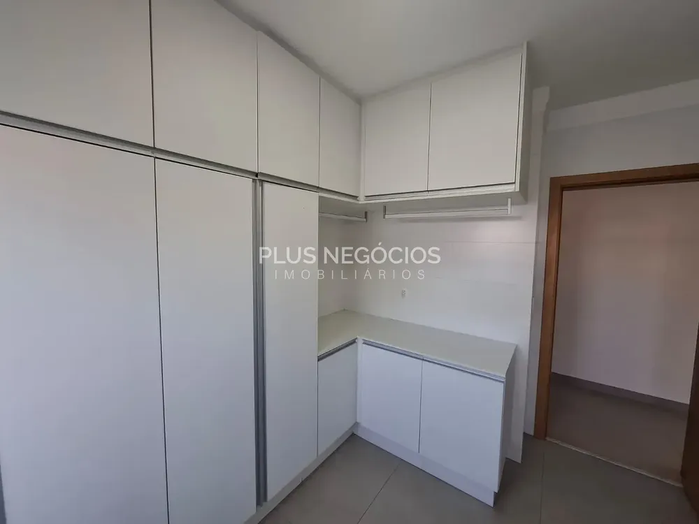 Casa, 5 quartos, 403 m² - Foto 1
