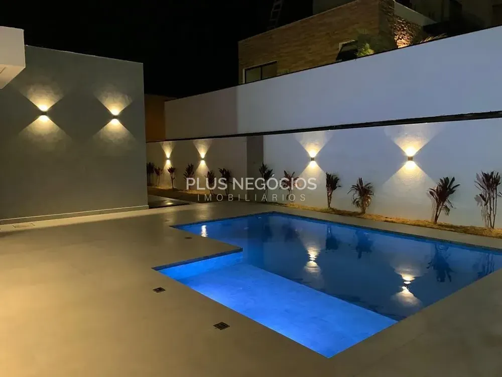 Casa, 3 quartos, 244 m² - Foto 3