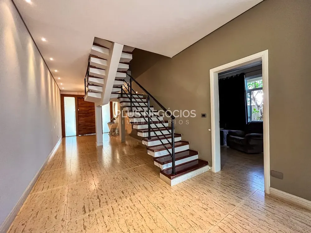 Casa, 5 quartos, 535 m² - Foto 1