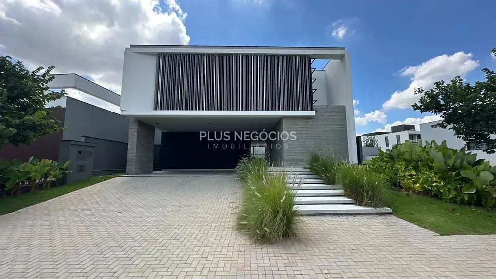 Casa, 4 quartos, 370 m² - Foto 1