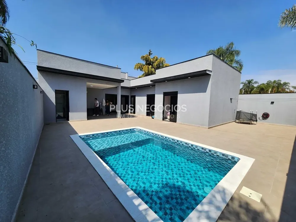 Casa, 3 quartos, 198 m² - Foto 2