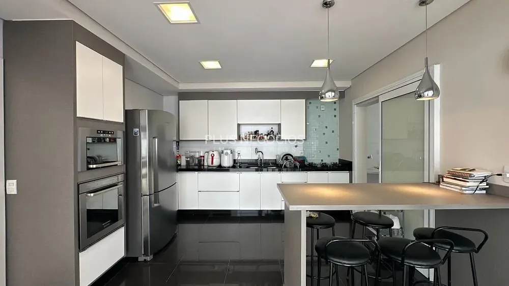 Casa, 4 quartos, 480 m² - Foto 1