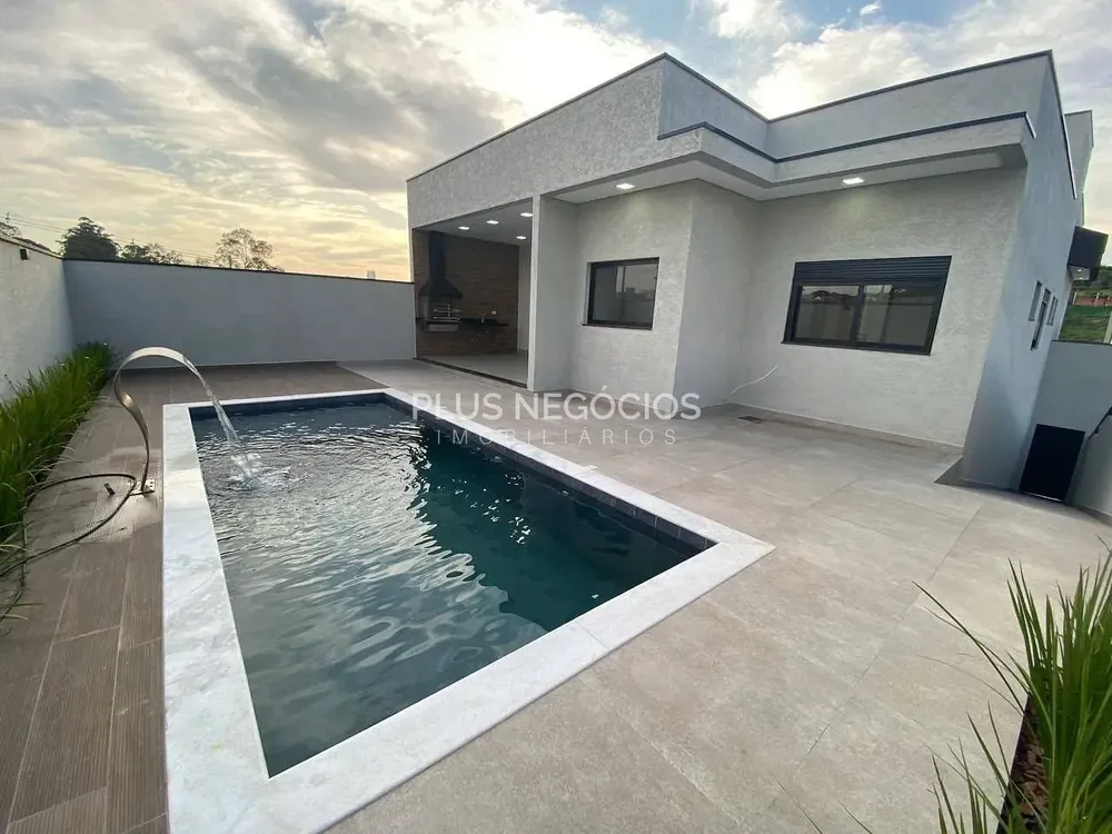 Casa, 3 quartos, 250 m² - Foto 1