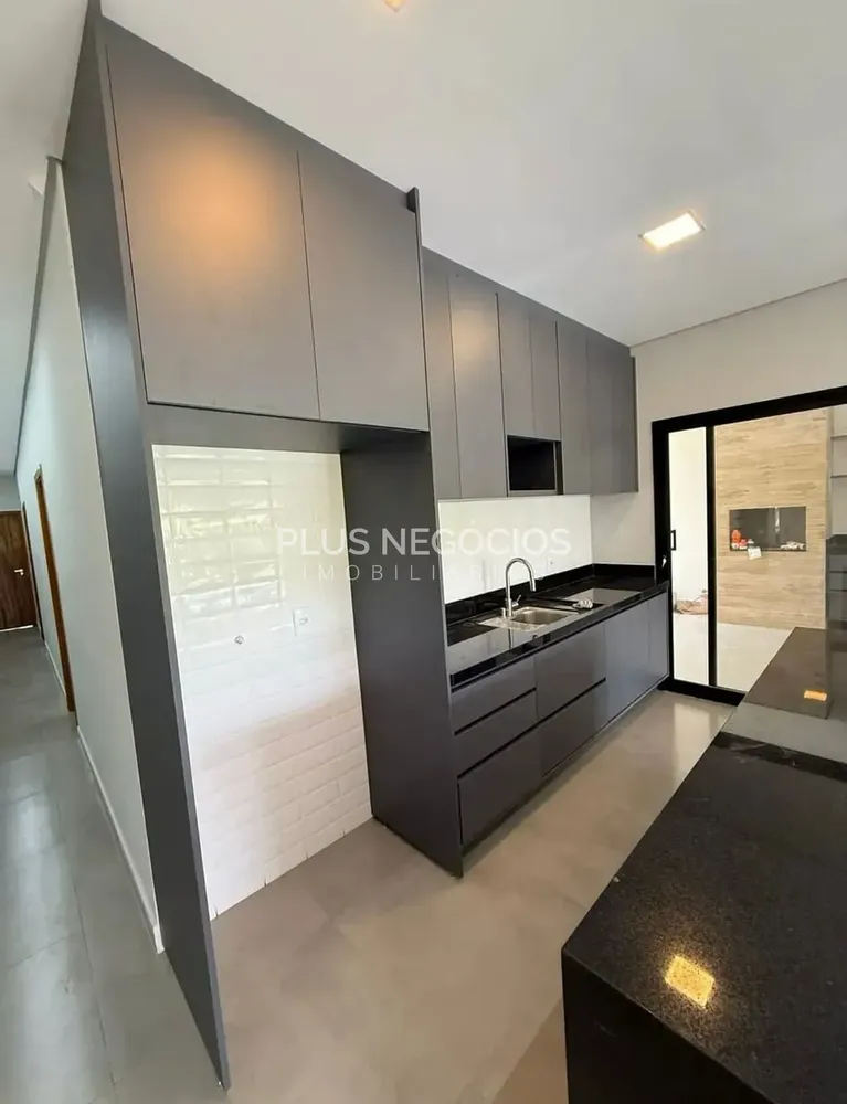 Casa, 3 quartos, 204 m² - Foto 4