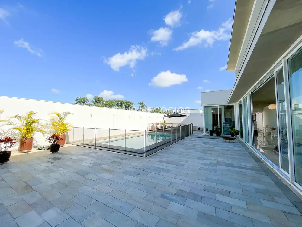 Casa, 4 quartos, 738 m² - Foto 1