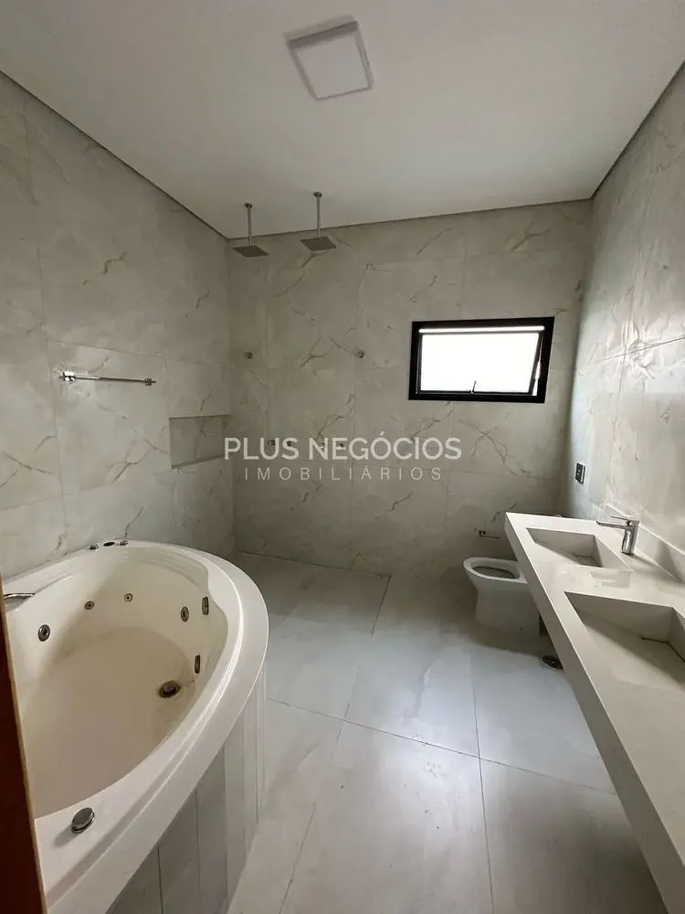 Casa, 3 quartos, 250 m² - Foto 3