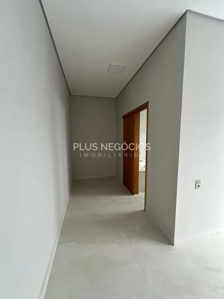 Casa, 3 quartos, 250 m² - Foto 1