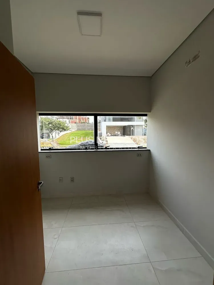 Casa, 3 quartos, 250 m² - Foto 1